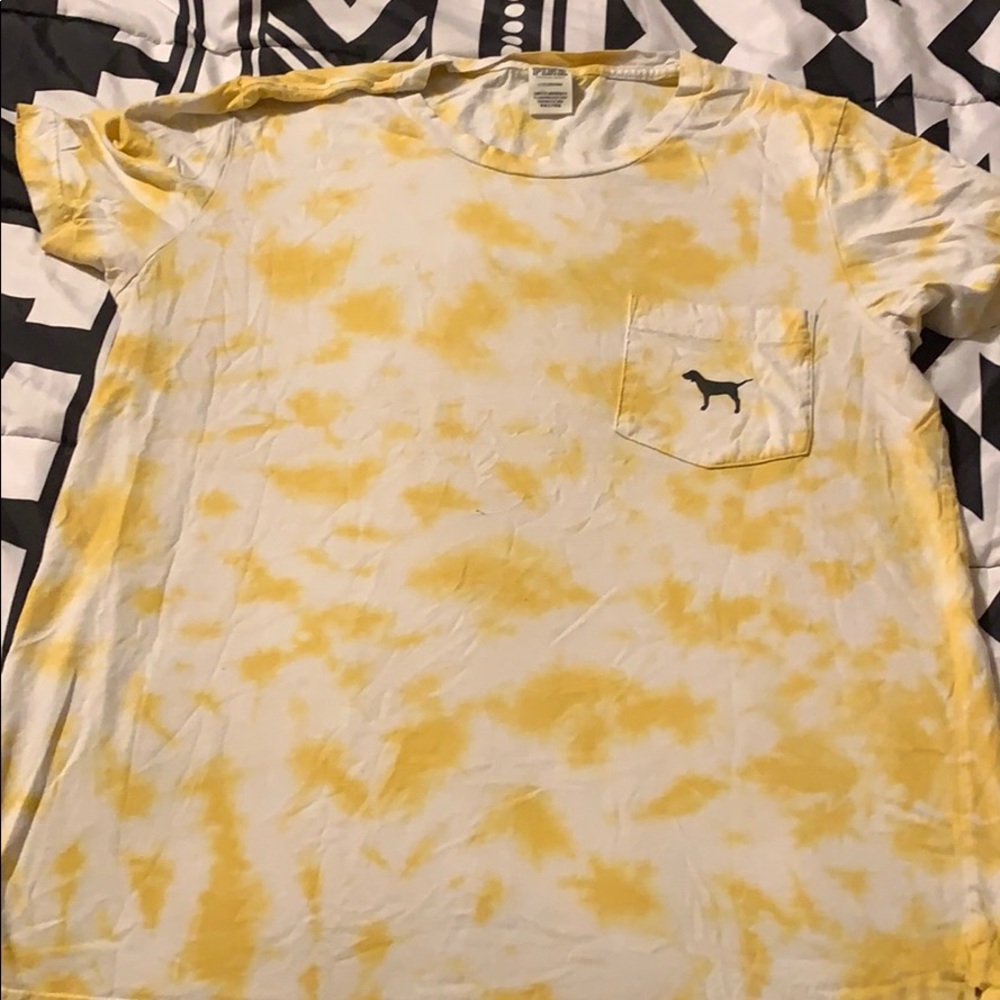 Tiedye VS Pink leggings T-shirt